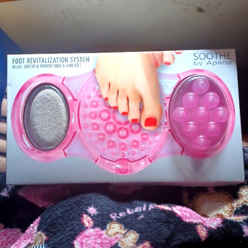 Foot revitalization system